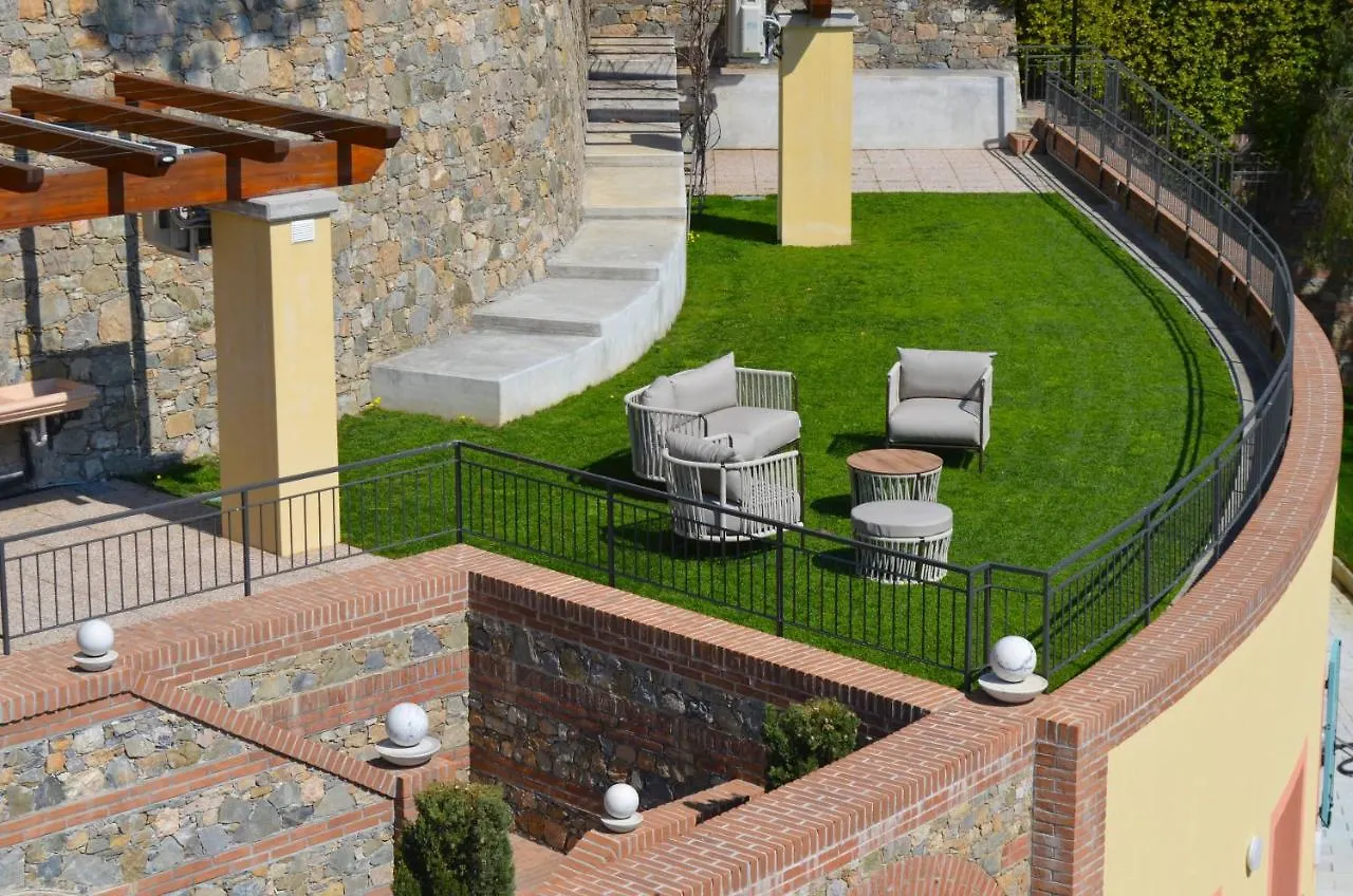 Apartment Alaxia Resort Alassio Italien