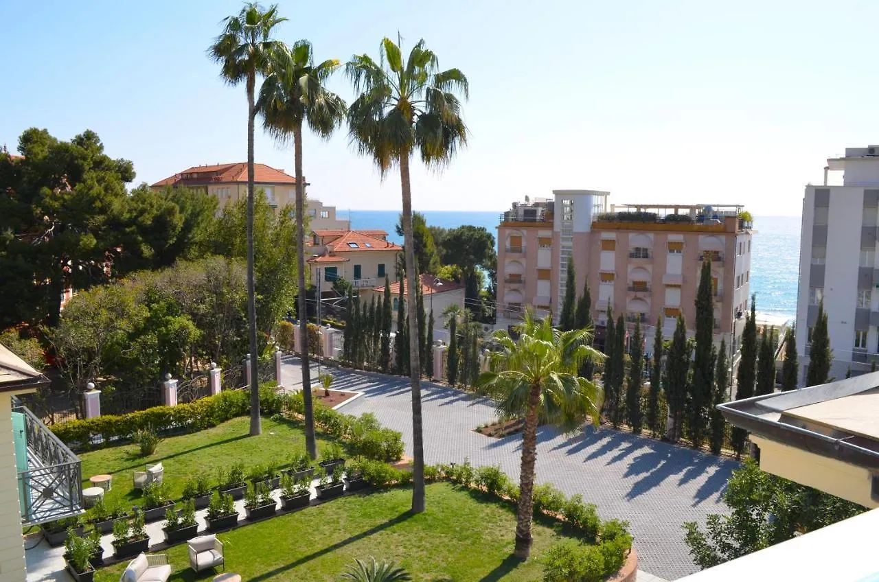Alaxia Resort Alassio 0*,