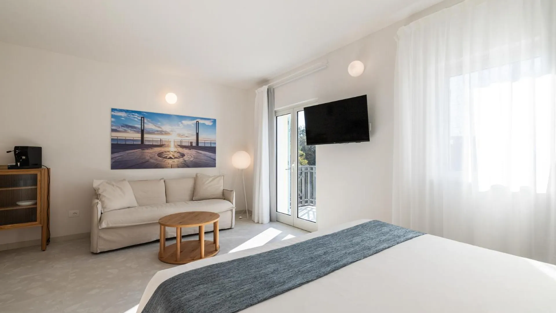 Apartment Alaxia Resort Alassio Italien