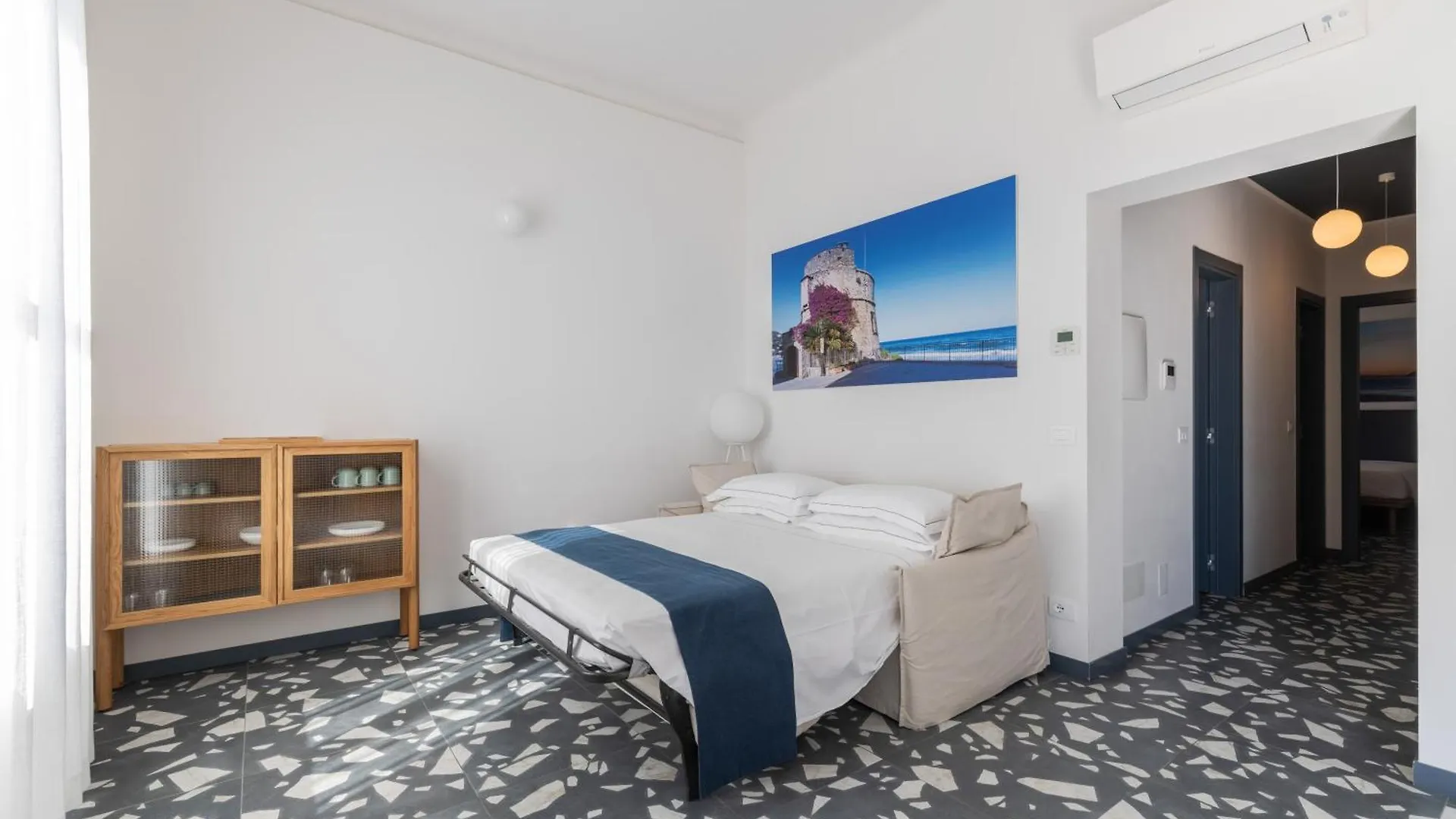 Alaxia Resort Alassio 0*,  Italien