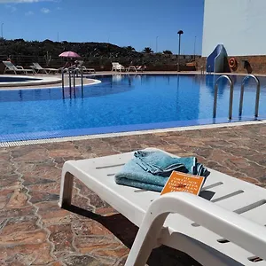 https://blue-casa-hbsche-ferienwohnung-mit-2-schlafzimmern-mit.in-canary-islands.com