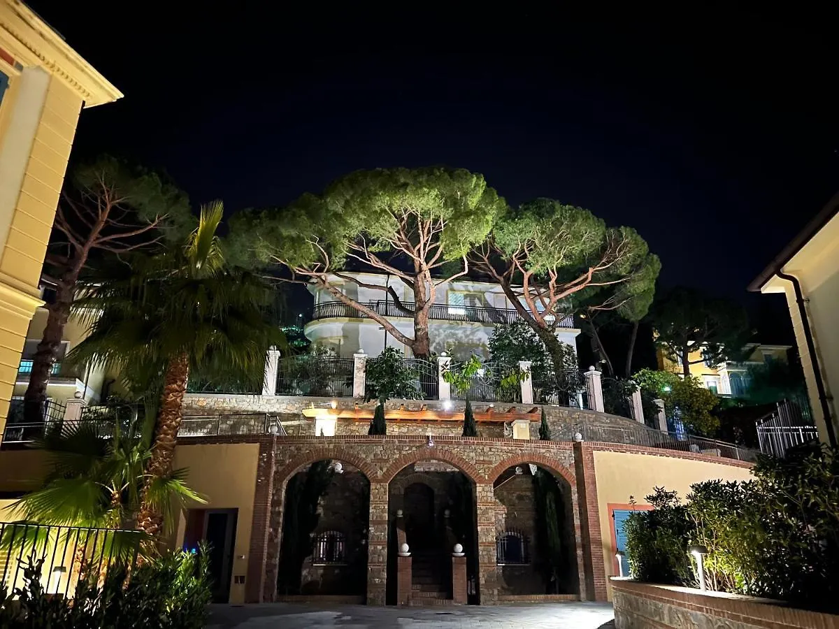 Alaxia Resort Alassio Italia